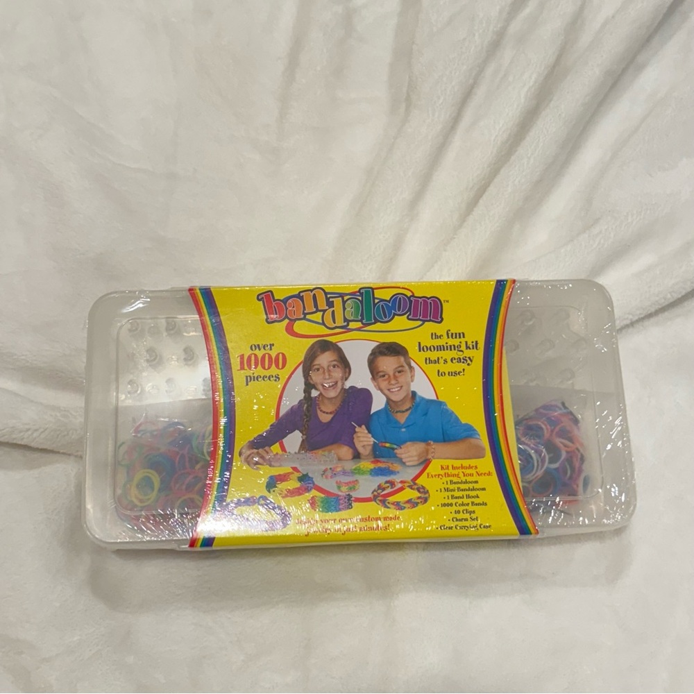 New Bandaloom The Fun Looming Kit over 1000 Pieces